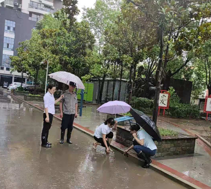 直面“煙花”，看看宿州邦和物業(yè)人的美麗瞬間